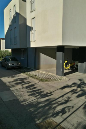 Apartments with a parking space Podstrana, Split - 14934